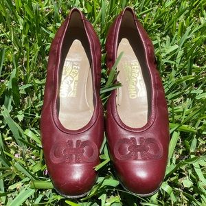 Vintage Salvatore Ferragamo flats